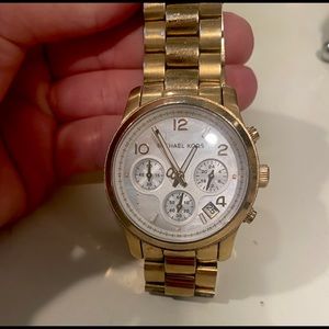 Michael Kors Watch- Gold